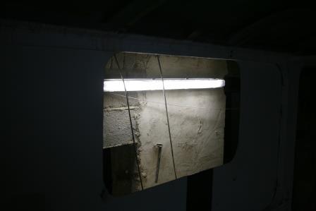 Fensterausschnitt im Bad von innen